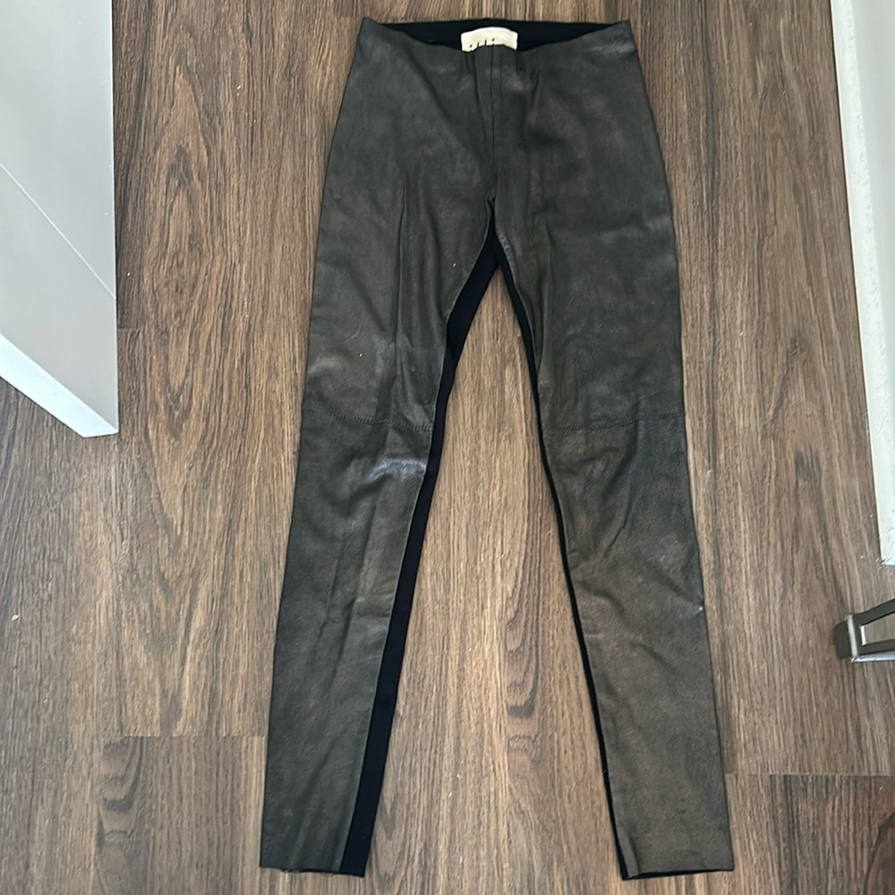 Illia leather leggings